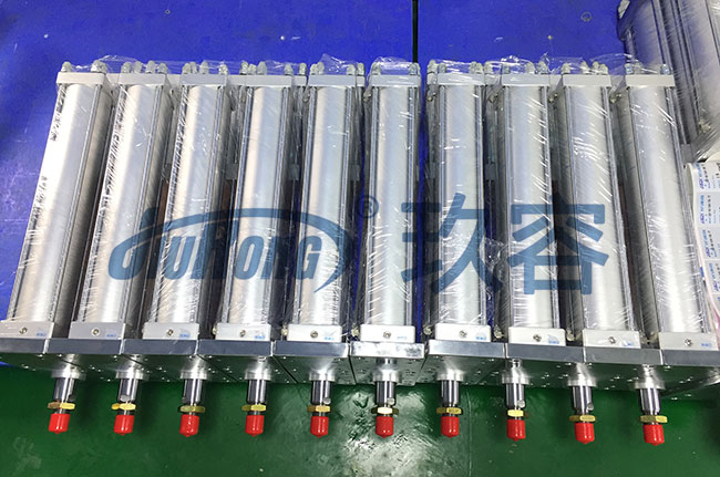 緊湊并列型增壓缸，玖容廠家直銷價格實惠